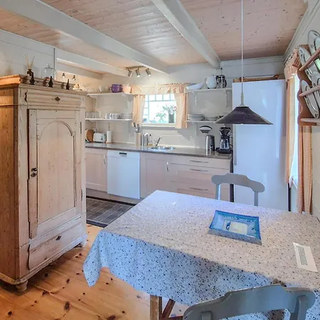3 Bedroom Lovely In Holiday home *
