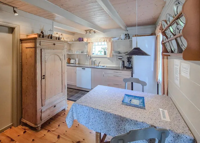 3 Bedroom Lovely In בית נופש *