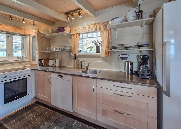 3 Bedroom Lovely In *