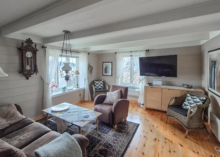 3 Bedroom Lovely In *