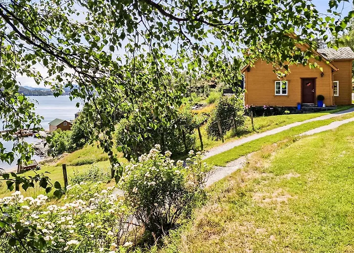 3 Bedroom Lovely In